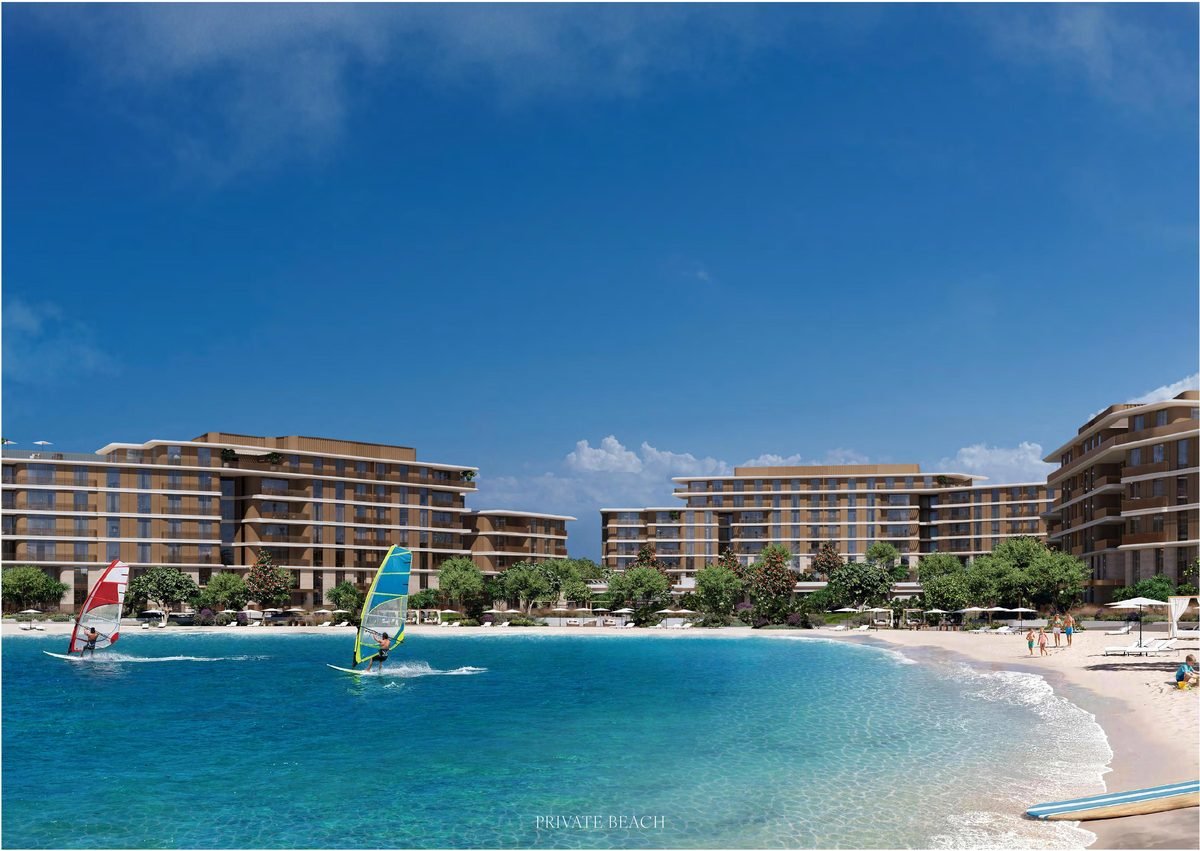 Palm Central private beach